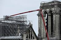 Notre-Dame de Paris: le d&eacute;licat d&eacute;montage de l'&eacute;chafaudage commence