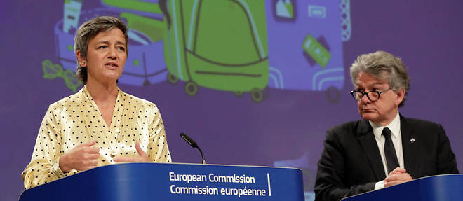 Margrethe Vestager, la commissaire europeenne a la Concurrence, et Thierry Breton, son homologue au Marche interieur.

