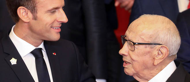 En deux ans, l'ex-president Beji Caid Essebsi et le chef d'Etat francais Emmanuel Macron s'etaient rencontres a plusieurs reprises, notamment a l'occasion de visites du Tunisien a Paris. Emmanuel Macron avait alors insiste sur la necessite de soutenir le seul pays ou le Printemps arabe de 2011 a fait naitre la democratie.
