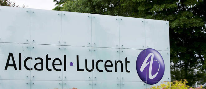 Le logo d'Alcatel-Lucent, a l'entree d'un site de l'entreprise dans le New-Jersey (Etats-Unis), en mai 2015.
