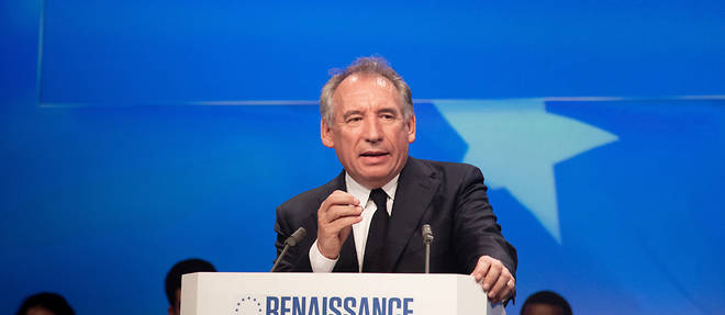 Francois Bayrou remporte une nouvelle fois les municipales a Pau.
