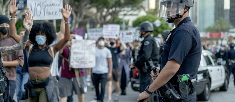 A la demande des militants antiracistes, Los Angeles reduit le budget de sa police