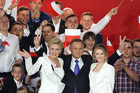 Le président polonais Andrzej Duda a été réélu, le 12 juillet 2020. 
