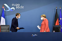 Emmanuel Macron  et Angela Merkel, le 21 juillet 2020, lors du sommet européen à Bruxelles.
