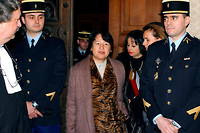 La juge d'instruction Marie-Paule Moracchini apres que soit tombee la decision du CSM, qui la blanchit, le 13 decembre 2001.
