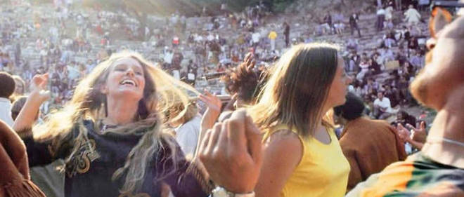 Plusieurs festivals de musique se tiennent en Californie lors de cet ete 1967. Celui de Monterey constitue l'acte de naissance du << Summer of love >>.
