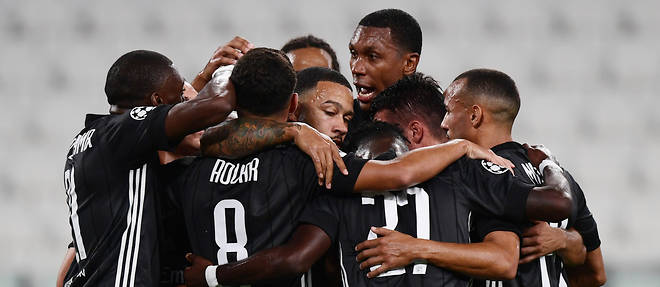 Defait contre la Juventus Turin (2-1), l'Olympique lyonnais se qualifie pour les quarts de finale de la Ligue des champions.
