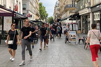Paris&nbsp;: les d&eacute;buts difficiles du masque obligatoire dans la rue