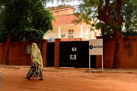 Humanitaires tu&eacute;s au Niger&nbsp;: un hommage national &agrave; 16&nbsp;heures&nbsp;en France