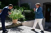 Macron et Merkel affichent l'unit&eacute; du couple franco-allemand