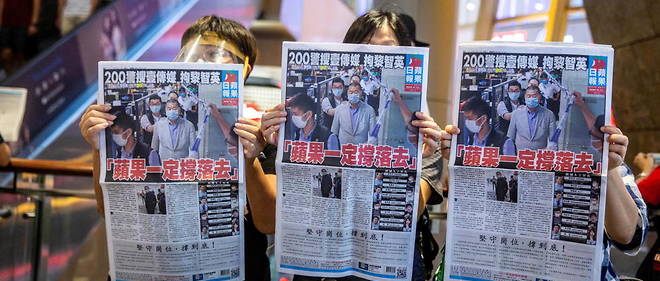 Perquisitionne le 10 aout, Apple Daily, le dernier journal d'opposition hongkongais, defie Pekin.
