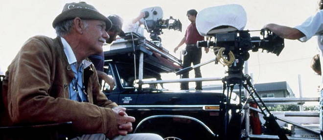 Sam Peckinpah sur le tournage de Osterman Week-end., en 1983.
