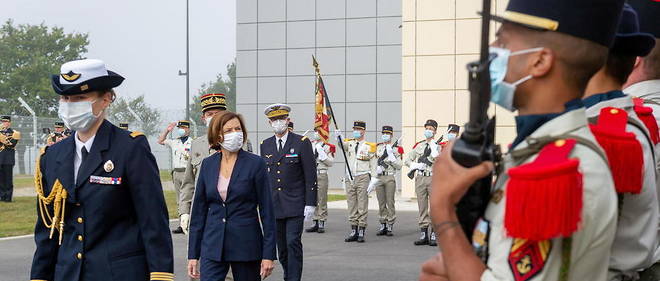 Florence Parly, ministre des Armees, au commandement de la cyberdefense a Rennes le 7 septembre 2020.
