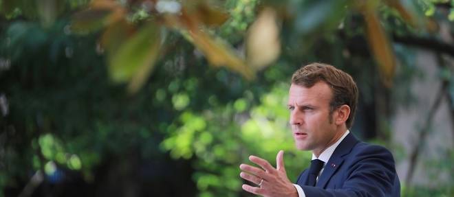 Macron renouvelle une partie de son equipe, nouveau conseiller communication