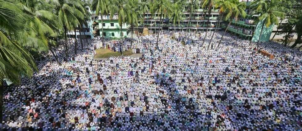 Plus de cent mille Bangladais aux funerailles d'un leader islamiste