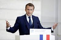 Macron fustige la &quot;trahison&quot; des autorit&eacute;s d'un Liban plus que jamais en crise