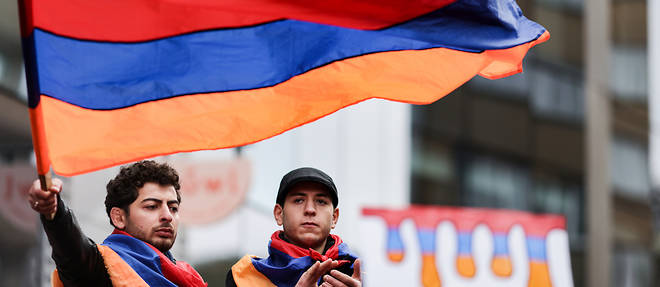 Des membres de la communaute armenienne de Belgique manifestent leur soutien a la partie armenienne dans le conflit du Haut-Karabakh, le 7 octobre a Bruxelles. 
