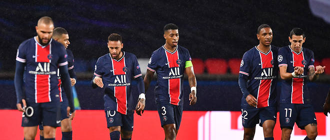 Le Paris Saint-Germain s'est incline a domicile (1-2) contre Manchester United.
