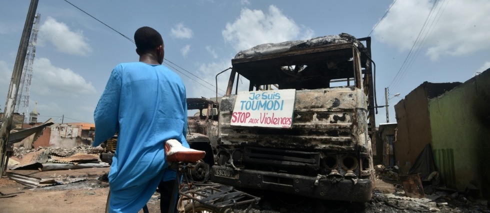 Cote d'Ivoire: violences et blocage politique malgre les appels au dialogue