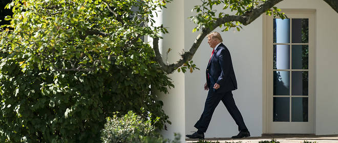 Donald Trump dans les jardins de la Maison-Blanche, le 3 octobre. Il avait annonce le 1er juin 2017 sa volonte de quitter l'accord de Paris.
