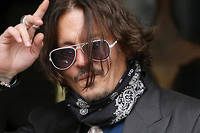 Johnny Depp chass&eacute; des &laquo;&nbsp;Animaux fantastiques&nbsp;&raquo;