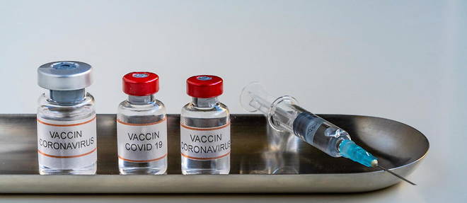 Les candidats vaccins de Pfizer et Sinovac sont en phase 3 des essais, le dernier stade avant qu'ils n'obtiennent le feu vert ou non des autorites reglementaires.
