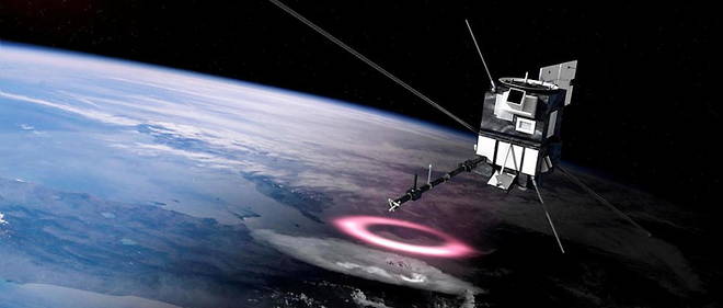 Le satellite Taranis est un projet de microsatellite, du programme Myriade du Cnes, dedie a l'etude des transferts impulsifs d'energie, entre l'atmosphere et l'environnement spatial de la Terre, qui sont observes au-dessus des regions orageuses.
