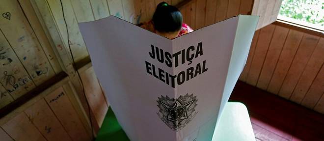 Au Bresil, des municipales au gout amer pour Bolsonaro