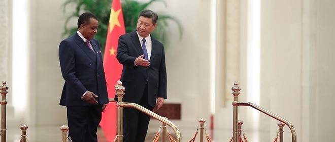 Le president chinois Xi Jinping et le president congolais Denis Sassou Nguesso au lendemain de la fin du Forum sur la cooperation sino-africaine, le 5 septembre 2018 a Beijing. 
