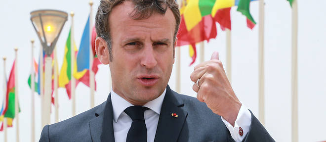 Pour le president Macron, alors que les troupes francaises sont engagees dans le Sahel contre les djihadistes, il est hors de question de negocier avec les terroristes. 
