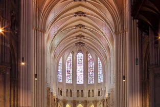L’épisode 1 de la série de Vodeus est consacré à la cathédrale Notre-Dame de Chartres.

