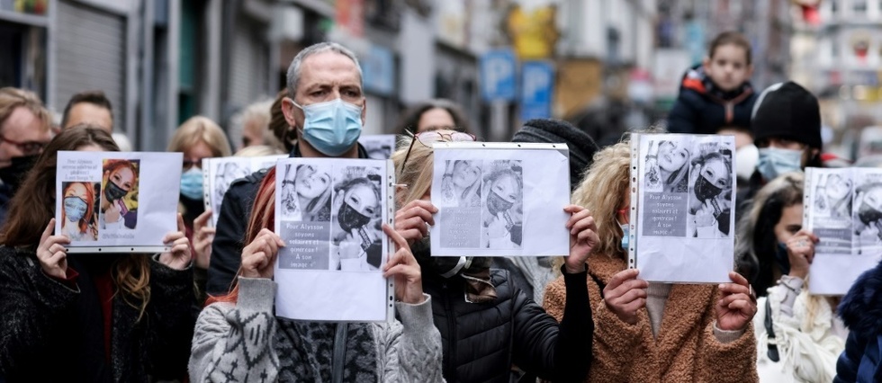 Suicide d'une jeune coiffeuse belge: rassemblement a Liege en son honneur