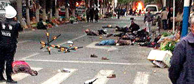 Image de l'attaque d'Urumqi, le 22 mai 2014.


