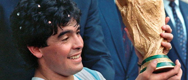 Diego Maradona, legende du football argentin, est mort ce mercredi a l'age de 60 ans des suites d'une crise cardiaque.
