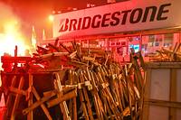Bridgestone: manifestation de salari&eacute;s pour peser sur les n&eacute;gociations