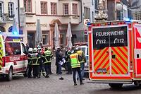 Allemagne: un &quot;conducteur fou&quot; fonce dans une zone pi&eacute;tonne, au moins deux morts