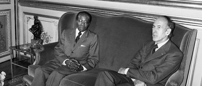 Septembre 1974 : le president Giscard d'Estaing recoit le president Senghor du Senegal a l'Elysee. 
