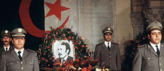 Mercredi 27 decembre 1978, Houari Boumedienne, qui etait arrive au pouvoir apres un coup d'Etat en 1965 contre Ahmed Ben Bella, decede a 3 h 55 du matin. Il avait 46 ans.
