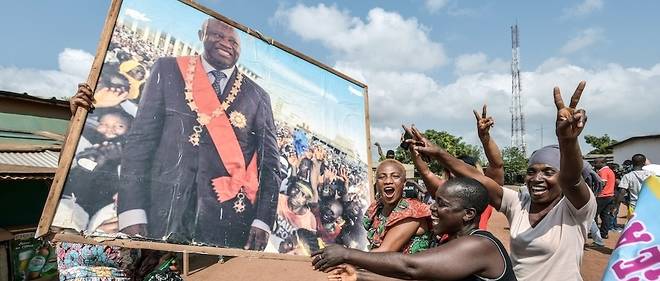 A Abidjan, Laurent Gbagbo est sous le coup d'une condamnation par contumace a vingt ans de prison pour l'affaire dite du << casse de la BCEAO >>.
