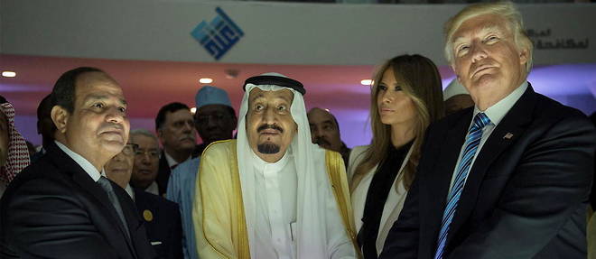 Donald Trump, Abdel Fattah al-Sissi et le roi Salmane d'Arabie saoudite a Riyad, en mai 2017.
