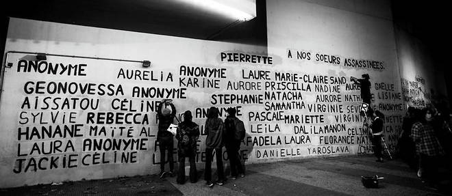 Hommage aux victimes de feminicides a Montreuil, en septembre 2019.  

