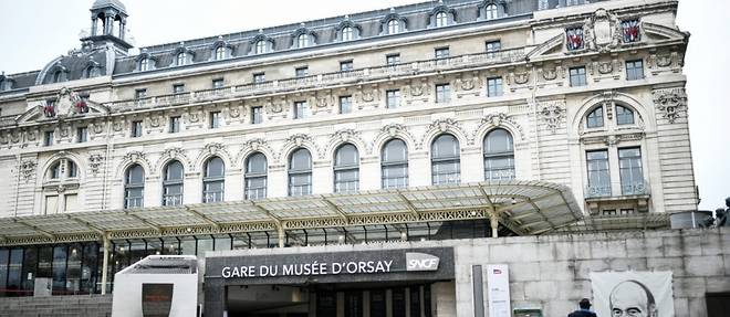 Au musee d'Orsay, l'hommage de Parisiens au "precurseur" VGE