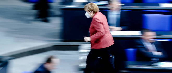 La chanceliere allemande Angela Merkel quitte le Bundestag le 9 decembre 2020. Elle etait attendue ce jeudi a Bruxelles pour le debut de son dernier Conseil europeen.
