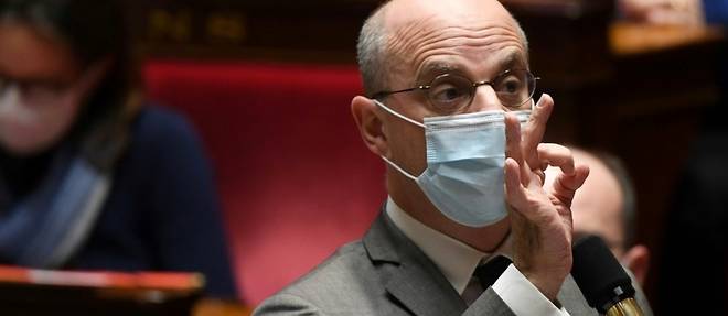 Syndicats lyceens: Blanquer n'exclut pas "d'arreter les subventions"
