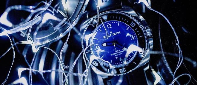 La nouvelle montre Ralf Tech WRX Electric est animee par un mouvement hybride inedit lui assurant une reserve de marche de 12 ans. 100 pieces par an. 1 900 EUR.
