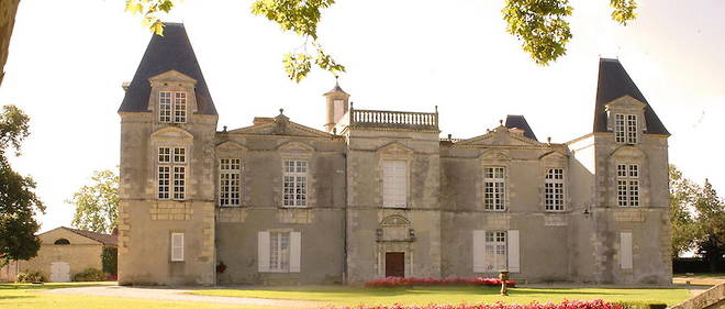 Chateau d'Issan, troisieme grand cru classe en appellation Margaux (Bordeaux - Medoc).
