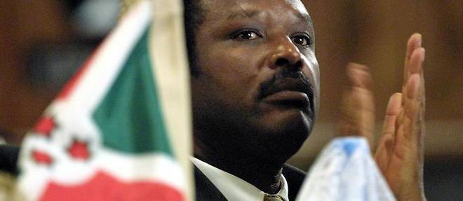 Il y a trois semaines Pierre Buyoya avait demission de son poste de haut-representant de l'Union africaine (UA) pour le Mali et le Sahel.
