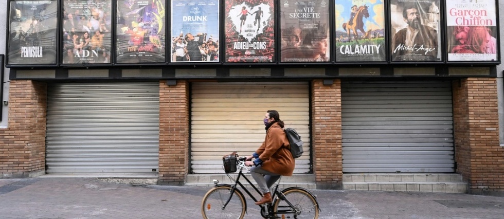 Covid-19: la frequentation des cinemas francais chute de pres de 70% en 2020