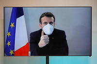 Emmanuel Macron en visioconférence à la Lanterne.

