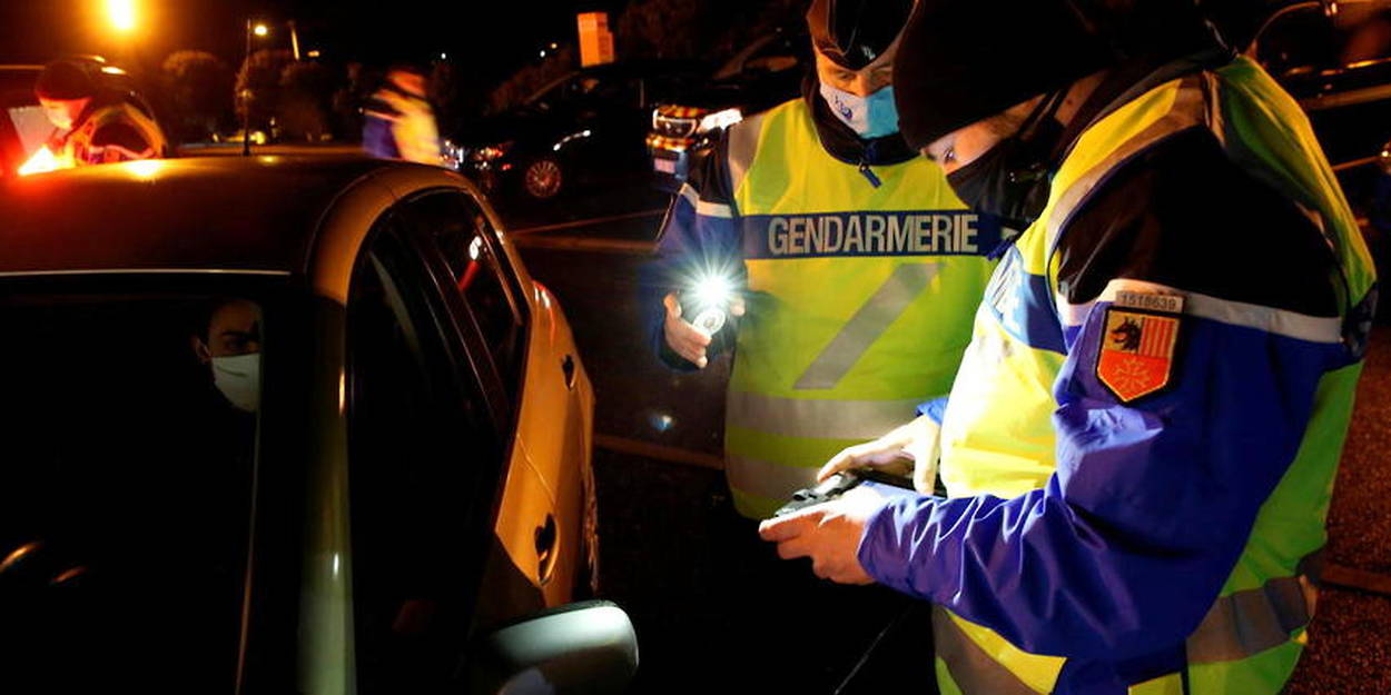 Covid-19 : Premier Jour Du Couvre-feu à 18 Heures Pour 6 Millions De ...